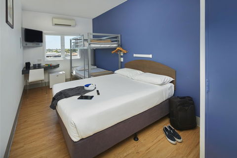 Ibis Budget Perth Airport - Palm Beach Accommodation 20