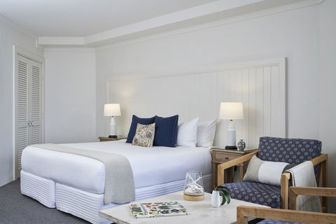 Anchorage Port Stephens - Palm Beach Accommodation 1