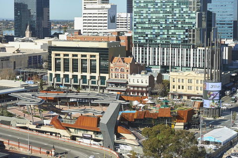 Doubletree By Hilton Perth Northbridge - Palm Beach Accommodation 30