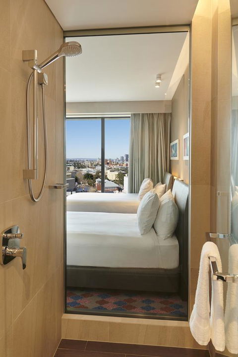 Doubletree By Hilton Perth Northbridge - Palm Beach Accommodation 8