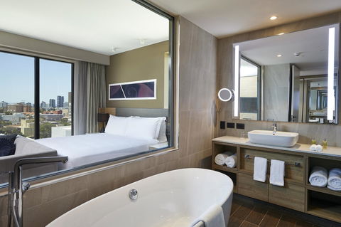 Doubletree By Hilton Perth Northbridge - Palm Beach Accommodation 16