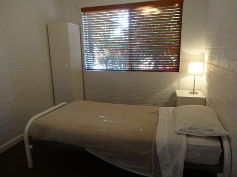 Archipelago Apartments Esperance - Palm Beach Accommodation 2
