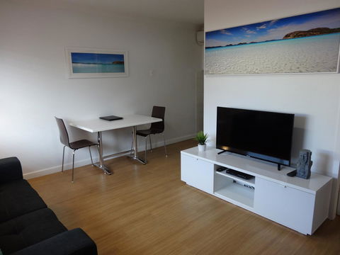 Archipelago Apartments Esperance - Palm Beach Accommodation 4