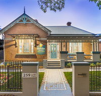 Blue Door Apartments - Palm Beach Accommodation