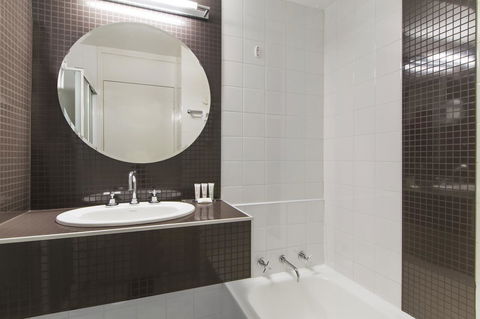Metro Hotel Perth - Palm Beach Accommodation 28