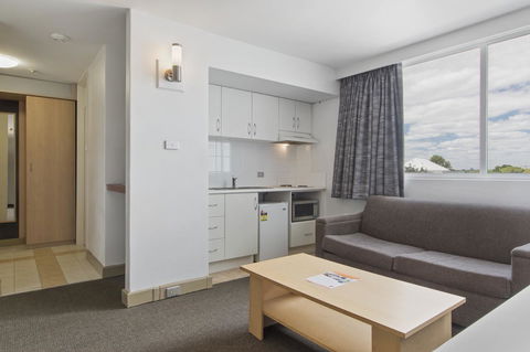 Metro Hotel Perth - Palm Beach Accommodation 26