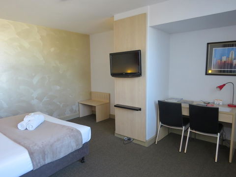 Metro Hotel Perth - Palm Beach Accommodation 42