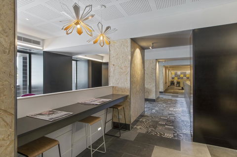 Metro Hotel Perth - Palm Beach Accommodation 13