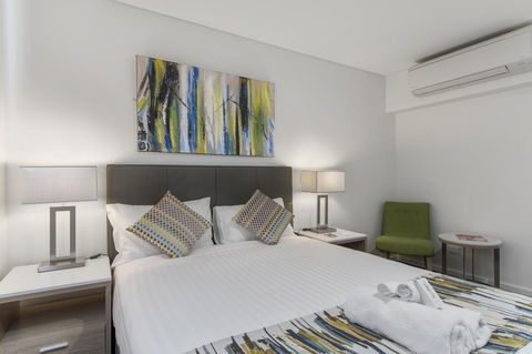 Metro Hotel Perth - Palm Beach Accommodation 3