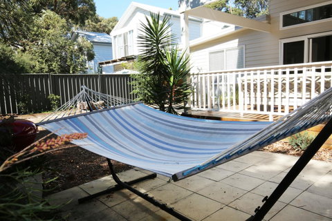 Calming Waters - Pet Friendly - Community Pool - Palm Beach Accommodation 34