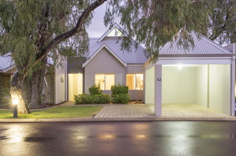 Cape View Beach Resort - Palm Beach Accommodation 24