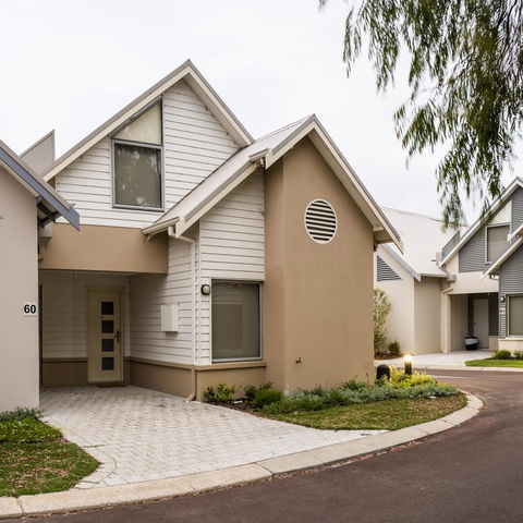 Cape View Beach Resort - Palm Beach Accommodation 32