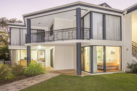 Cape View Beach Resort - Palm Beach Accommodation 29