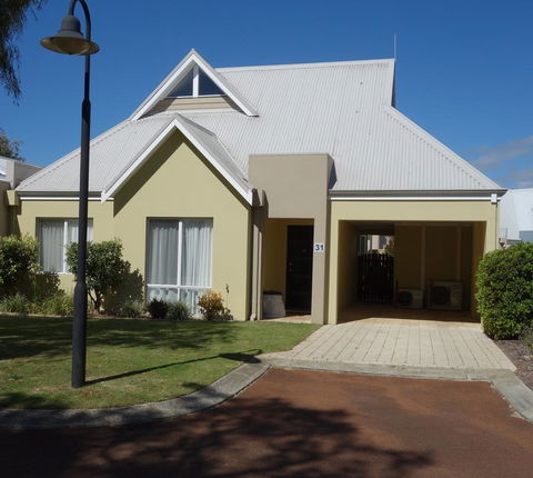 Cape View Beach Resort - Palm Beach Accommodation 20