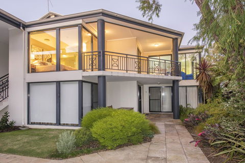Cape View Beach Resort - Palm Beach Accommodation 34