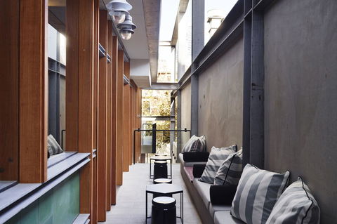 Alex Hotel - Palm Beach Accommodation 24