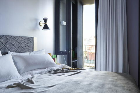 Alex Hotel - Palm Beach Accommodation 21