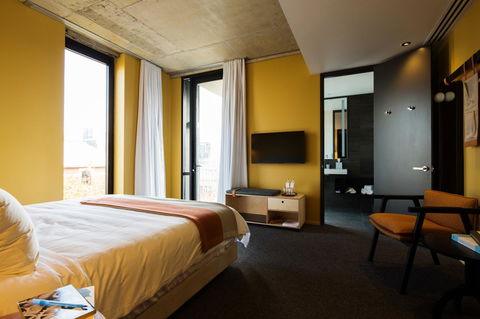 Alex Hotel - Palm Beach Accommodation 23