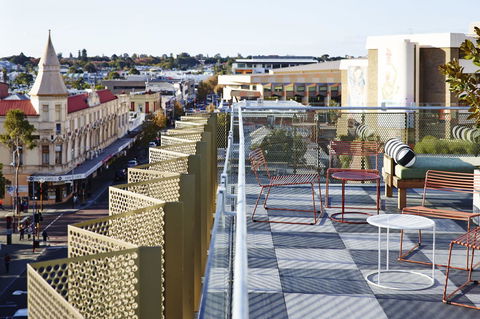 Alex Hotel - Palm Beach Accommodation 1