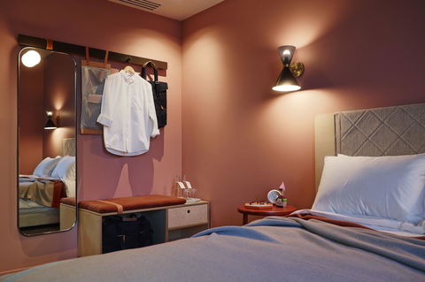 Alex Hotel - Palm Beach Accommodation 27