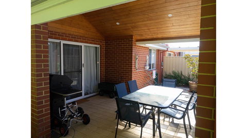 FortyOne - Oceanside Retreat Busselton - Palm Beach Accommodation 24