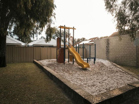 FortyThree - Oceanside Retreat Busselton - Palm Beach Accommodation 36