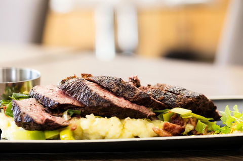 The Remington Muswellbrook - Palm Beach Accommodation 14