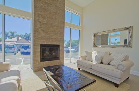 The Remington Muswellbrook - Palm Beach Accommodation 9