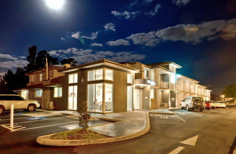 The Remington Muswellbrook - Palm Beach Accommodation 39