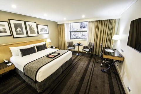 Rydges World Square - Palm Beach Accommodation 13