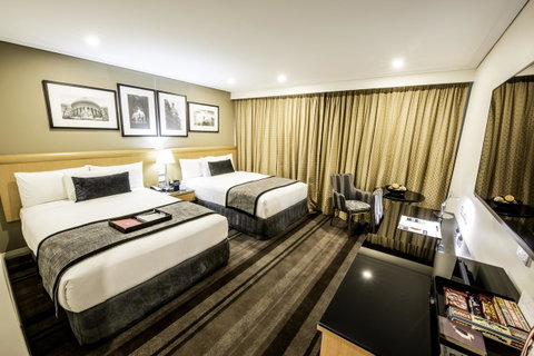Rydges World Square - Palm Beach Accommodation 3
