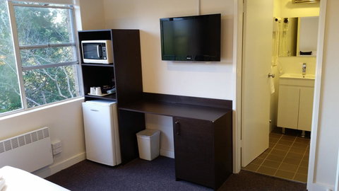 Echo Point Discovery Motel - Palm Beach Accommodation 10