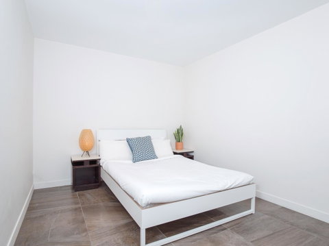 DD Apartments On Day - Palm Beach Accommodation 12