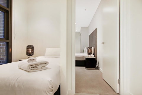 DD Apartments On Day - Palm Beach Accommodation 6