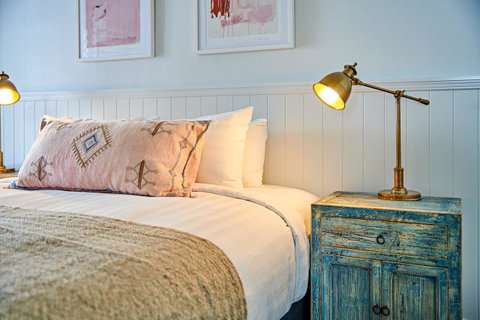 The Lord Byron - Palm Beach Accommodation 16