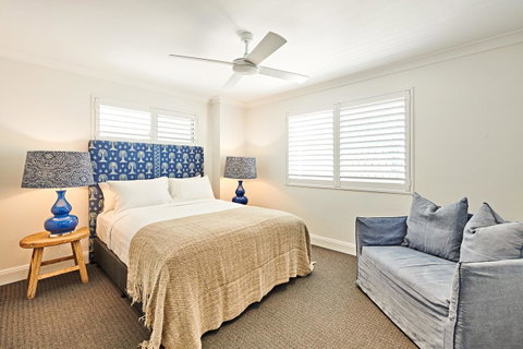 The Lord Byron - Palm Beach Accommodation 13