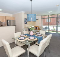 Apartments in Pyrmont - Palm Beach Accommodation
