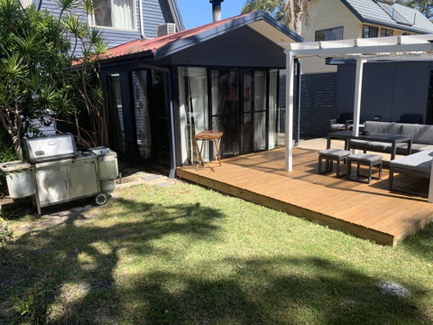 Little Blue Beach House - Palm Beach Accommodation 16