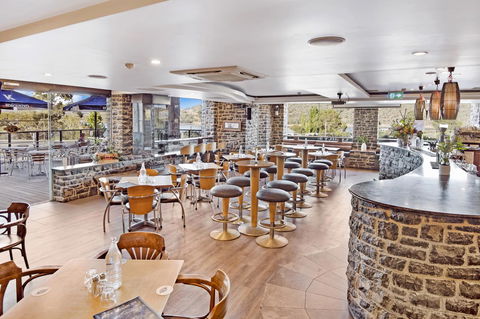 Banjo Paterson Inn - Palm Beach Accommodation 8