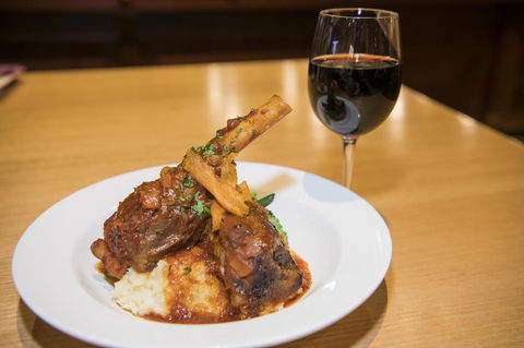 Banjo Paterson Inn - Palm Beach Accommodation 35