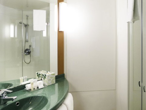 Ibis Thornleigh - Palm Beach Accommodation 19