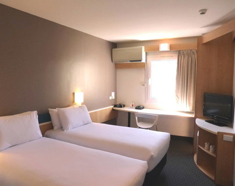 Ibis Thornleigh - Palm Beach Accommodation 24