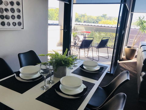 The Botanical 201 - Palm Beach Accommodation 4