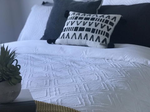 The Botanical 201 - Palm Beach Accommodation 10