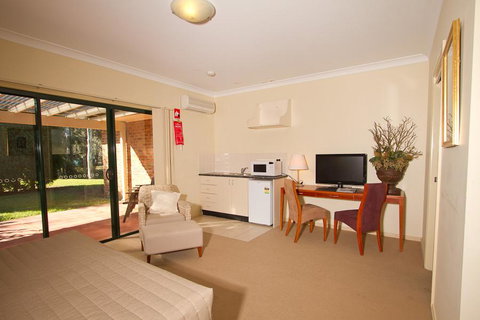 Potters Apartments - Palm Beach Accommodation 15