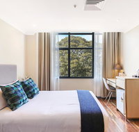 Ryals Hotel - Broadway - Palm Beach Accommodation