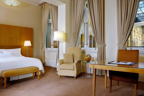 The Fullerton Hotel Sydney - Palm Beach Accommodation 40