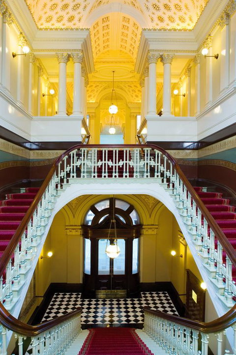 The Fullerton Hotel Sydney - Palm Beach Accommodation 13