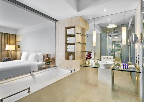 The Fullerton Hotel Sydney - Palm Beach Accommodation 2