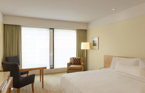 The Fullerton Hotel Sydney - Palm Beach Accommodation 10